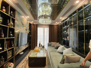 siêu phẩm thạch bàn, 52m x 6 tầng thang máy, gara 2 ô tô.