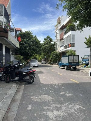 bán nhà đường lê hiến mai (a5 cũ) đường rộng 13m khu tđc vcn phước hải.