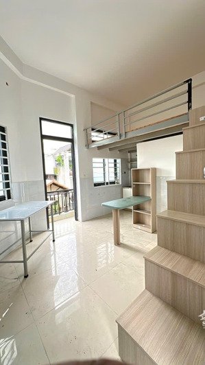 phòng trọ có gác ban công riêng gần đh vaa - cầu vượt hoàng hoa thám quận tân bình