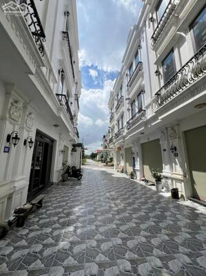 Bán nhà 3 tầng cực đẹp tại khu chung cư Quỳnh Hoàng, Nam Sơn, An Dương