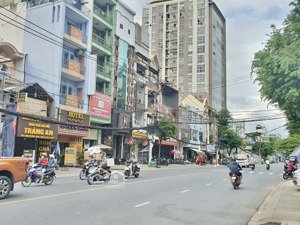 mặt tiền lũy bán bích đoạn đẹp-dt: 4x30m. bán gấp 20 tỷ