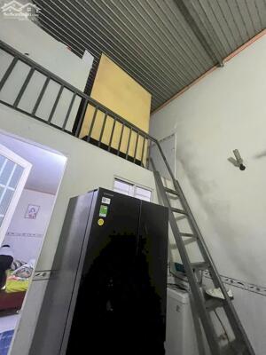 Nhà sổ riêng thổ cư 2.2 tỷ/69 m2, đường ô tô