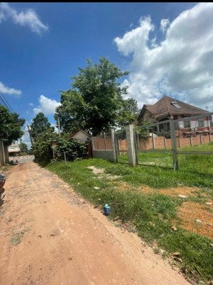 bán đất vị trí trung tâm giá quá rẻ giáp ranh khu đô thị hoà lân