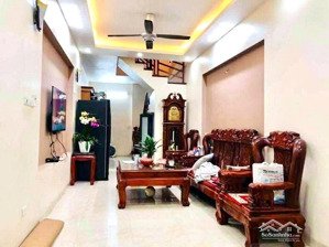 nhà chính chủ ở mỗ lao, hà đông, 70m2, 6pn rộng, ô tô đỗ cửa, giá rẻ nhất khu vực
