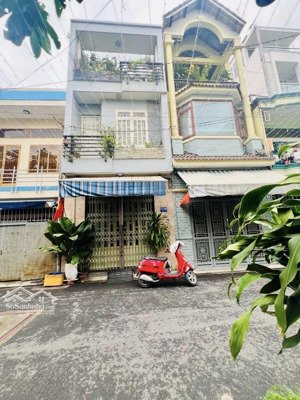 bán nhà tân phú thoại ngọc hầu 2 mặt hẻm xe hơi 6m 84m 3 tầng 10 phòng ngủ chỉ 9.2 tỷ