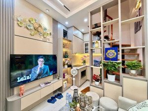 lô góc hàng hiếm văn chương - đống đa 3 mặt thoáng, full nội thất nhỉnh 4 tỷ