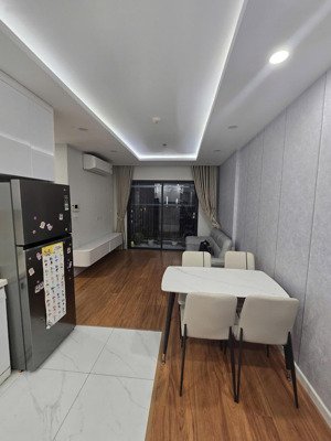 toà imperia 4. cho thuê căn hộ 3 phòng ngủ đầy đủ đồ như ảnh