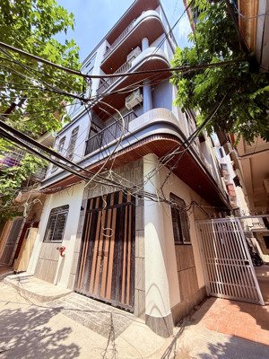 bán nhà lô góc ngay phố lò đúc, 18.6tỷ/ 80m2, gara 2 ô tô vào nhà, mt khủng, thang máy 5 tầng