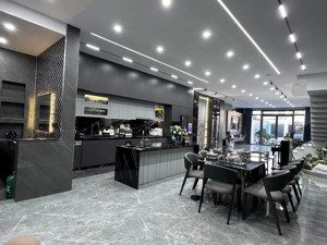 nhà đẹp đàm quang trung, hàng xóm aeon mall, 55m x 6 tầng giá 1x tỷ.