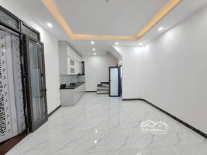 bán nhà cổ điển, tứ hiệp 6 tầng 32m, diện tích sử dụng 38m