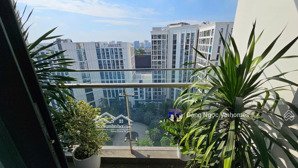 7,4 tỷ- full nội thất cực đẹp- căn hộ 2pn2wc- 72m2 -bếp l- tầng cao view quảng trường nội khu