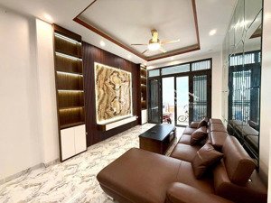 nhà đẹp giá tốt khương đình, 45m2x5t, gần royal, ngã tư sở giá 8,45 tỷ (cam kết nhà thật giá chuẩn)