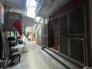 chính chủ bán nhà 4 tầng hơn 20m ra mặt phố lớn cầu bươu đối diện bv k tân triều hơn 7tỷ