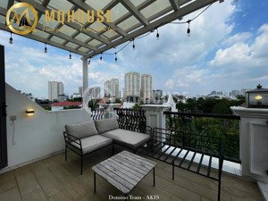 căn hộ penthouse view sông gần cầu sài gòn, ga metro, nội thất hiện đại, ban công lớn sân vườn