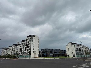 l''aurora phú yên shophouse biển đẳng cấp 5* cần chuyển nhượng