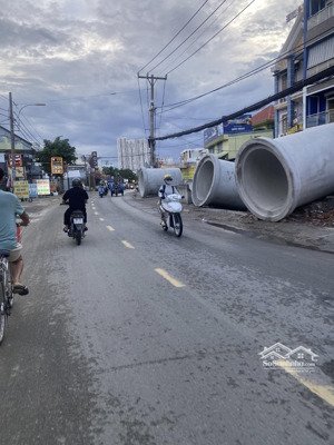 bán nhà 104m2 gần chợ cây xoài p. cát lái q2 4,9 tỷ sổ hồng bao sổ hình thật nhà thật 