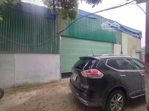 cho thuê kho đường đại mỗ, nam từ liêm. dt 420m, cao 7m, mái tôn trống nóng, điện 3fa. giá 50k/m/th