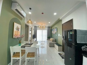 bán căn 1pn - 50m2 - giá 1,76 tỷ tầng trung, có hợp đồng cho thuê, sẵn sổ