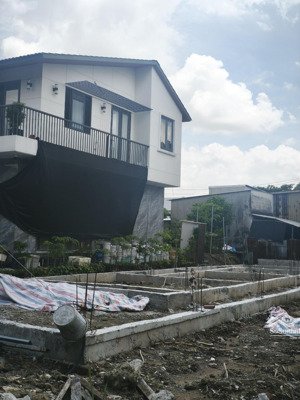 đất giá: 5,3 tỷ, dt: 6*24m, khu 274/ nguyễn văn tạo, nhà bè