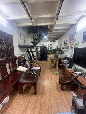 chính chủ bán nhà ngõ 298 ngọc lâm - lb - dt 30m2 mt 3.5m - 3 tầng - quy hoạch ổn định - chỉ 5.2 tỷ