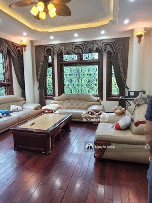 bán nhà liền kề lô góc vỉa hè rộng tại kđt văn phú chỉ 23,2 tỷ, 94m2x6t thang máy, nt mới đẹp, kd