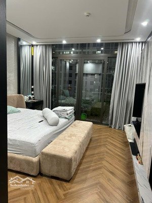 chính chủ cho thuê căn 3pn, tầng trung thấp, nt đẹp, ở ngay. lh: 0343,202.831