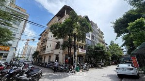 cho thuê nhà trần vỹ, dt 125m, 5 tầng, mt 15m, nhà rộng, vào luôn, 40tr/tháng