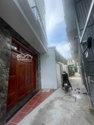 siêu phẩm mới ra hàng căn 45m2, 8 phòng ngủ khép kín, gần các đh lớn (cn, fpt) giá 6 tỷ