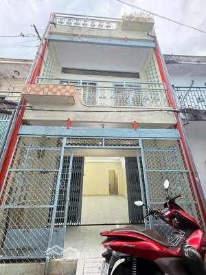 bán nhà đường hậu giang p12 q6 (4x30,5) 2 tầng. giá 17,5 tỷ