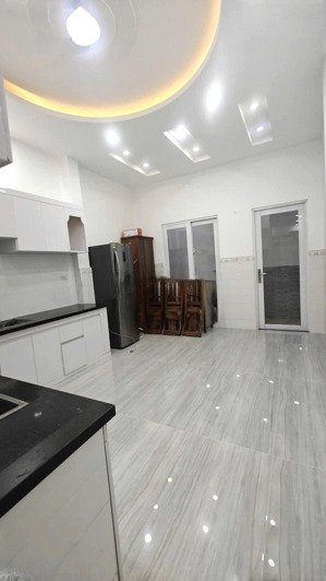 nhà mới sơn sửa hẻm xe hơi quang trung 4pn 3wc có nội thất giá 16 triệu