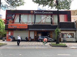 siêu phẩm! cho thuê nhà mặt phố đại la dt: 160m2 x 2t, mt: 17m. giá 150tr/ tháng, nhà thông sàn