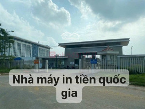 cách nhà máy in tiền 300m cách ga metro 500m