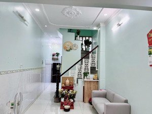 cho thuê nr 62m2 tại lê thúc hoạch, q.tân phú, giá cực chất 11 triệu