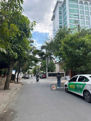 mặt tiền nguyễn bá lân - thảo điền - 228m² - gần metro - giá tốt - tiềm năng kinh doanh