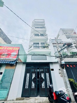 bán chdv 4,5lầu hxh đường quang trung, p14, quận - gv