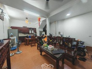 vị trí đẹp ngõ rộng vf3 vào tận nhà