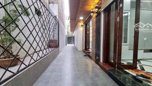 bán nhà phố thượng thuỵ -phú thượng - tây hồ -ôtô đỗ cổng -full nội thất-36m x5 tầng- giá hơn 7 tỷ