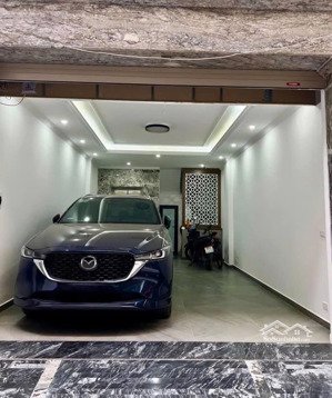 #cầu_giấy - dân xây khu phân lô - ô tô vào nhà chạy vòng quanh - gần phố - dt 46 m - 5 tầng - mt 4,