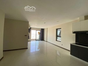 bán decapella 2pn 2wc 86m2 tầng cao view thoáng