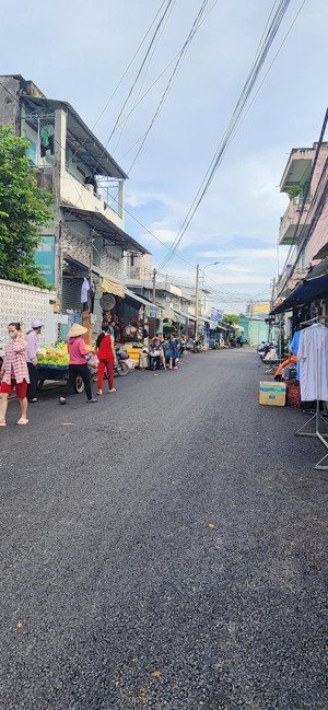 nhà bán đường số lò lu, quận 9, kề bên ngã 3 lò lu - lã xuân oai - 80m2 ngang 5m, nhỉnh 4t. hxt