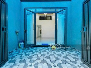 nhà đẹp shr 4m x 15m. đúc lửng 3pn hẻm 4m đường hiệp thành 17