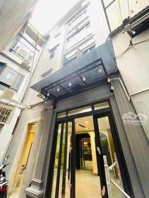 mặt phố trần đại nghĩa 68m 6 tầng mt 11m 20 tỷ