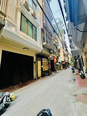 duy nhất phân lô trần quốc hoàn - 2 mặt ngõ đều ô tô, vỉa hè