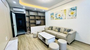 bán nhà nguyễn sơn, thang máy, 60m ,6 ngủ ,phun nội thất ,mới tinh ,chỉ 12 x tỷ