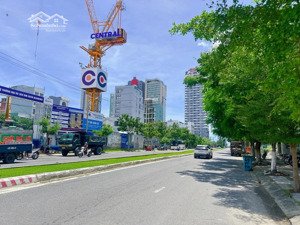 góc 3 mặt tiền phó đức chính, sát vương thừa vũ - dt 300m2 - vị trí kinh doanh đỉnh - giá 32 tỷ