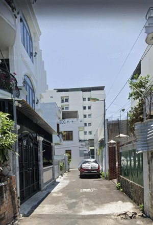 chính chủ nhờ bán nhà 3,5 tầng mặt đường nguyễn biểu b1 vĩnh hải. 151.3m2, ngang 7.5m, giá 10.5 tỷ.