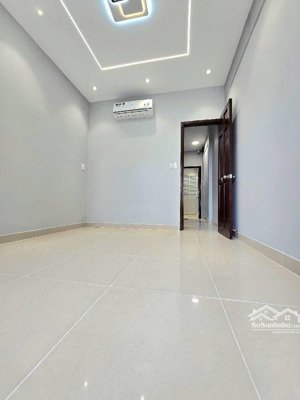 bán nhà riêng 4pn, 3wc, 37m2, đồng đen, p 14, q.tân bình, hcm, 7,18 tỷ