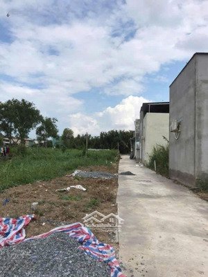 đất thổ cư 50m2 giá 1ty3 , hỗ trợ vay , long hậu giáp nhà bè hcm