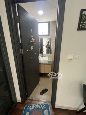 chính chủ ký gửi cho thuê căn hộ 1pn1wc khu emerald full nội thất đẹp xin giá tốt
