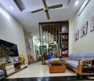 bán nhà riêng chính chủ, 30m2, 4 tầng, cách phố trung văn 20m, ở sướng